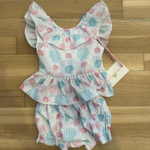NWT Cecil and Lou Girls Seashell Set